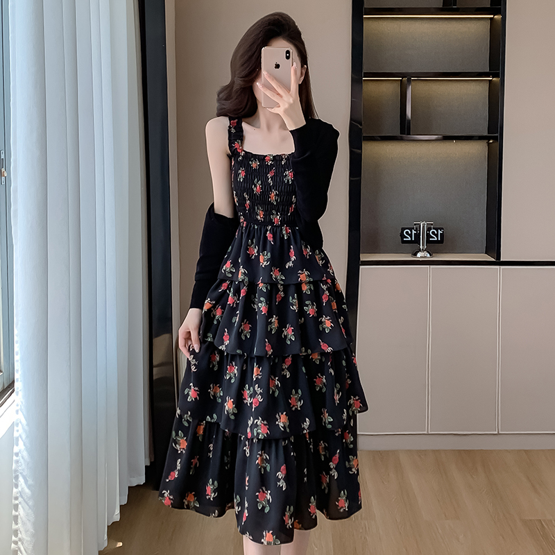 實拍法式黑色玫瑰碎花吊帶連衣裙女夏季收腰兩件套小眾蛋糕裙長款