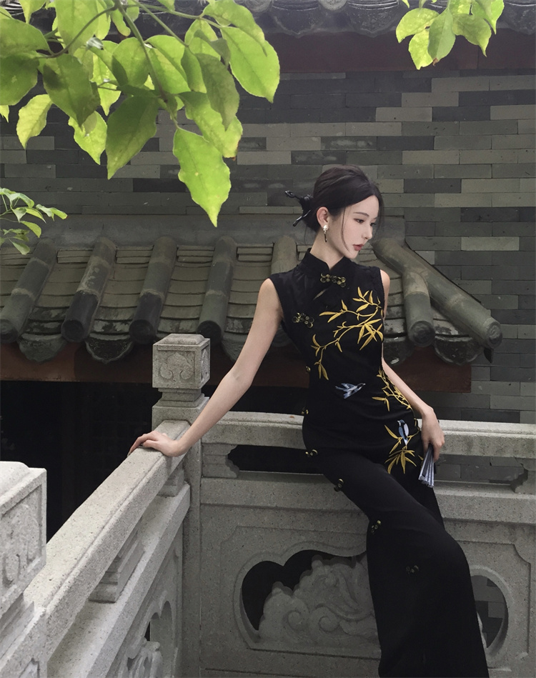 實拍實價  復古國風繡花短袖旗袍連衣裙長款