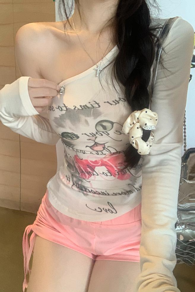 实拍 纯欲辣妹不规则斜肩T恤设计感粉色短裤两件套