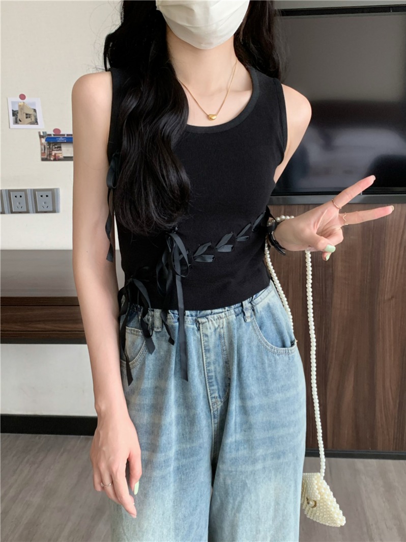 Real shot of camisole vest for women, summer new design, strappy, slim-fitting short sleeveless top