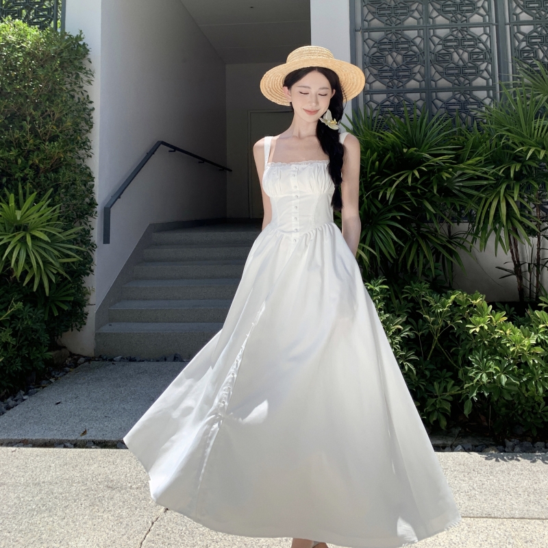 古典玫瑰裙~白色吊帶連衣裙女夏花邊修身A字初戀長裙