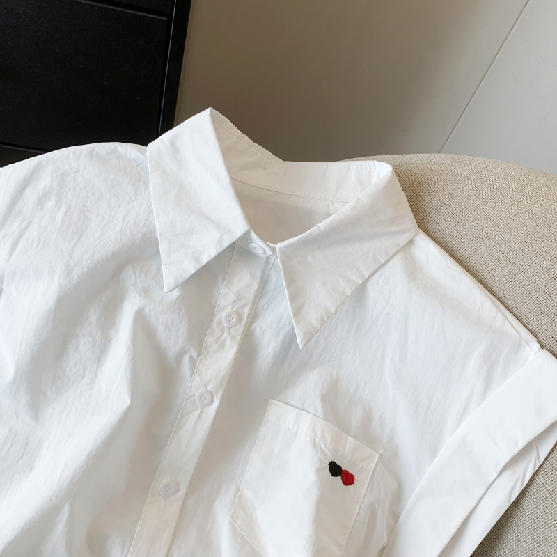 實拍 白色愛心刺繡正肩短袖襯衫女夏季法式襯衣休閑寬松上衣