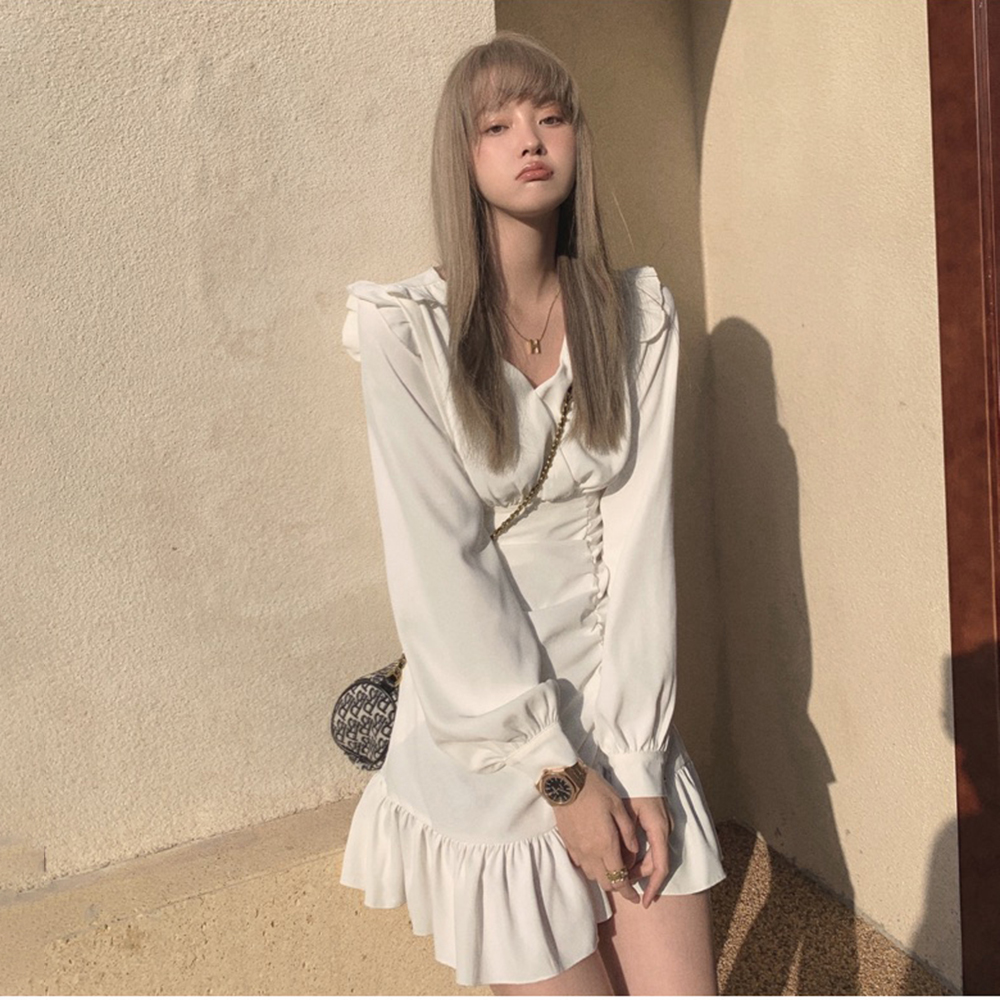 實拍2025春裝新款法式小眾不規則抽褶小黑裙女收腰顯瘦氣質連衣裙