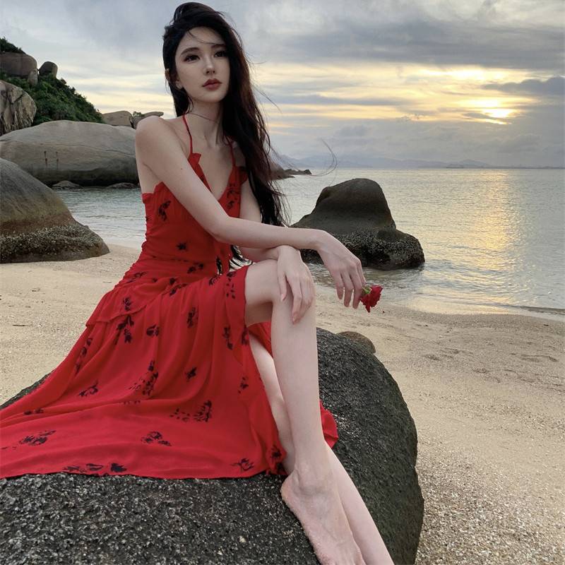 暮色玫瑰紅色長款v領掛脖吊帶連衣裙女夏法式氣質晚會裙子
