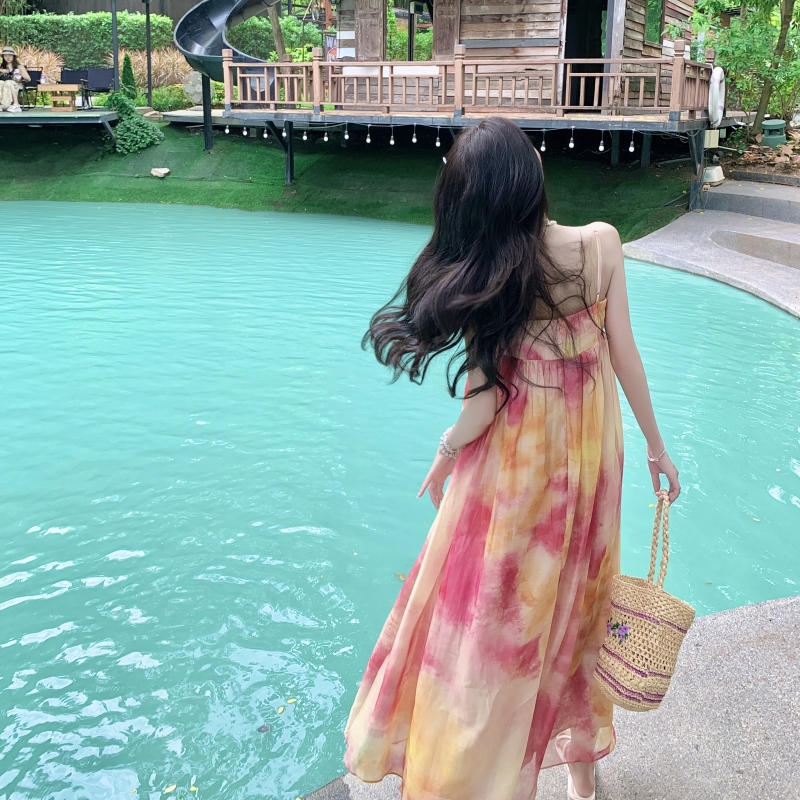 實拍新中式國風暈染海邊度假寬松吊帶連衣裙女夏季溫柔風長裙