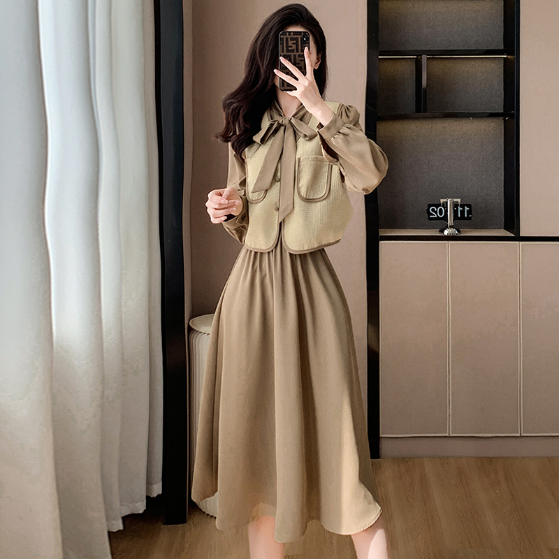 2024新款馬甲加連衣裙簡約純色淑女長袖兩件套連衣裙