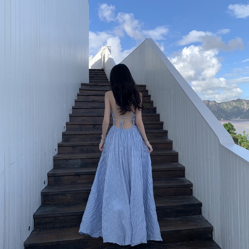 超仙設計感夏日海浪藍色純欲風度假風露背收腰顯瘦大裙擺吊帶長裙