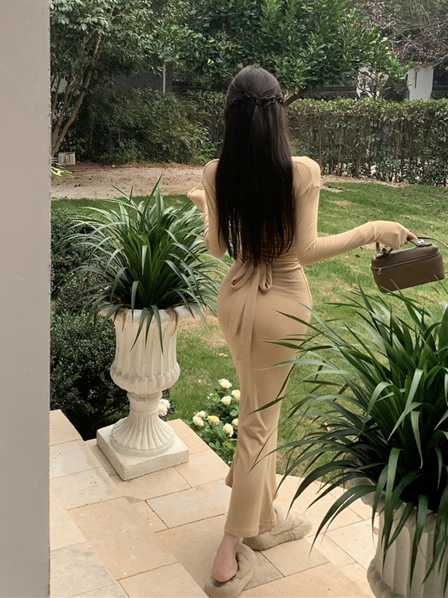 實拍秋裝復古性感V領系帶顯瘦魚尾包臀連衣裙長裙女