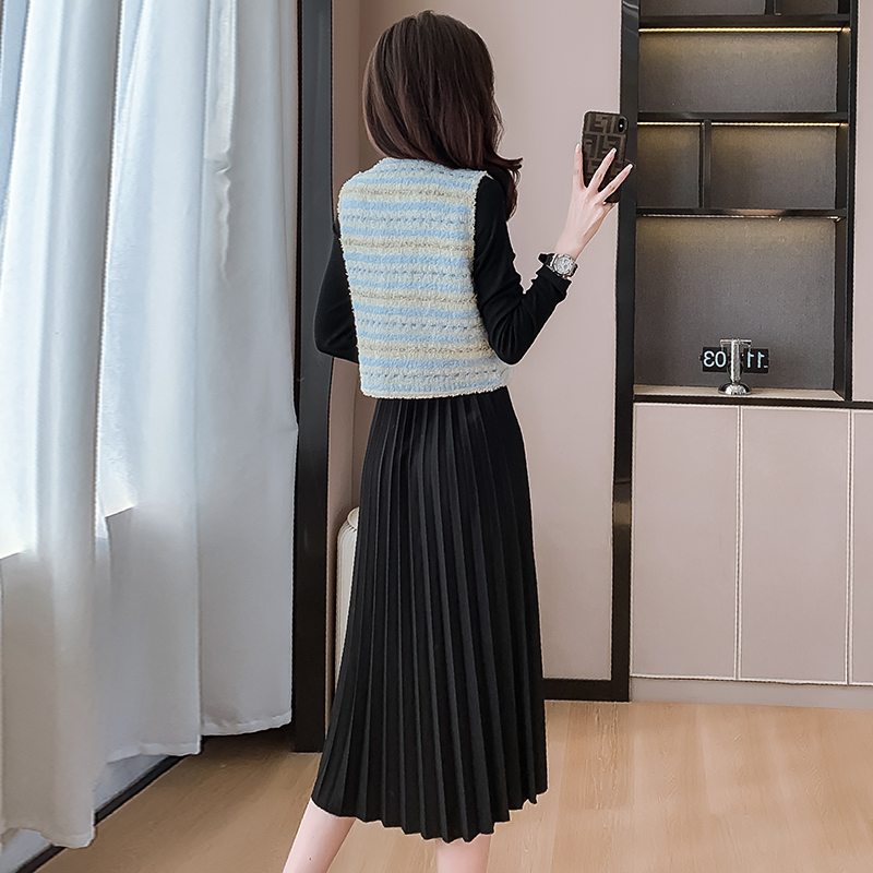 實拍2024秋季新款馬甲加連衣裙兩件套淑女百褶裙韓版