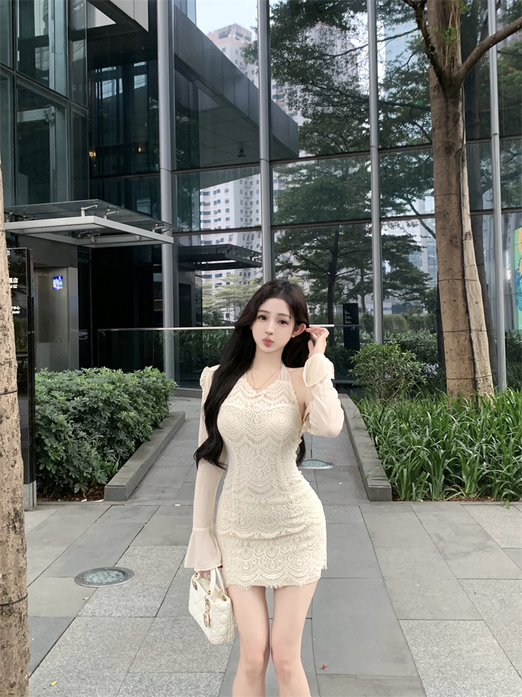 實拍實價 辣妹蕾絲掛脖修身顯瘦包臀連衣裙短款