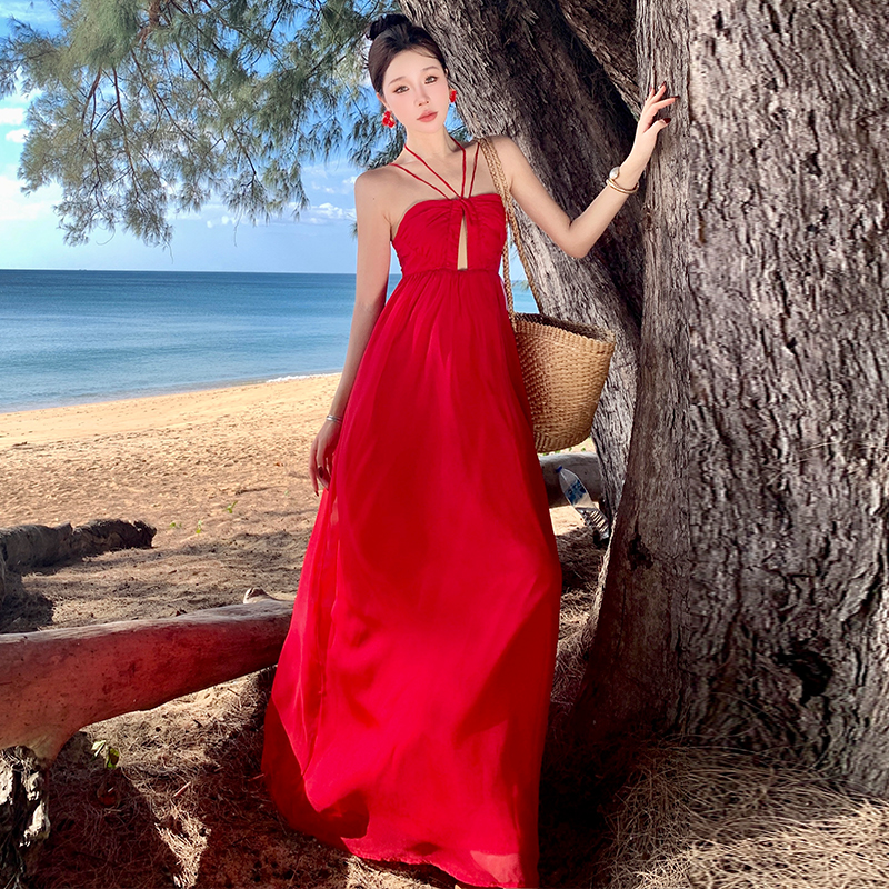 實拍掛脖吊帶連衣裙女夏高級感超仙氣質長裙氣質海邊度假裙