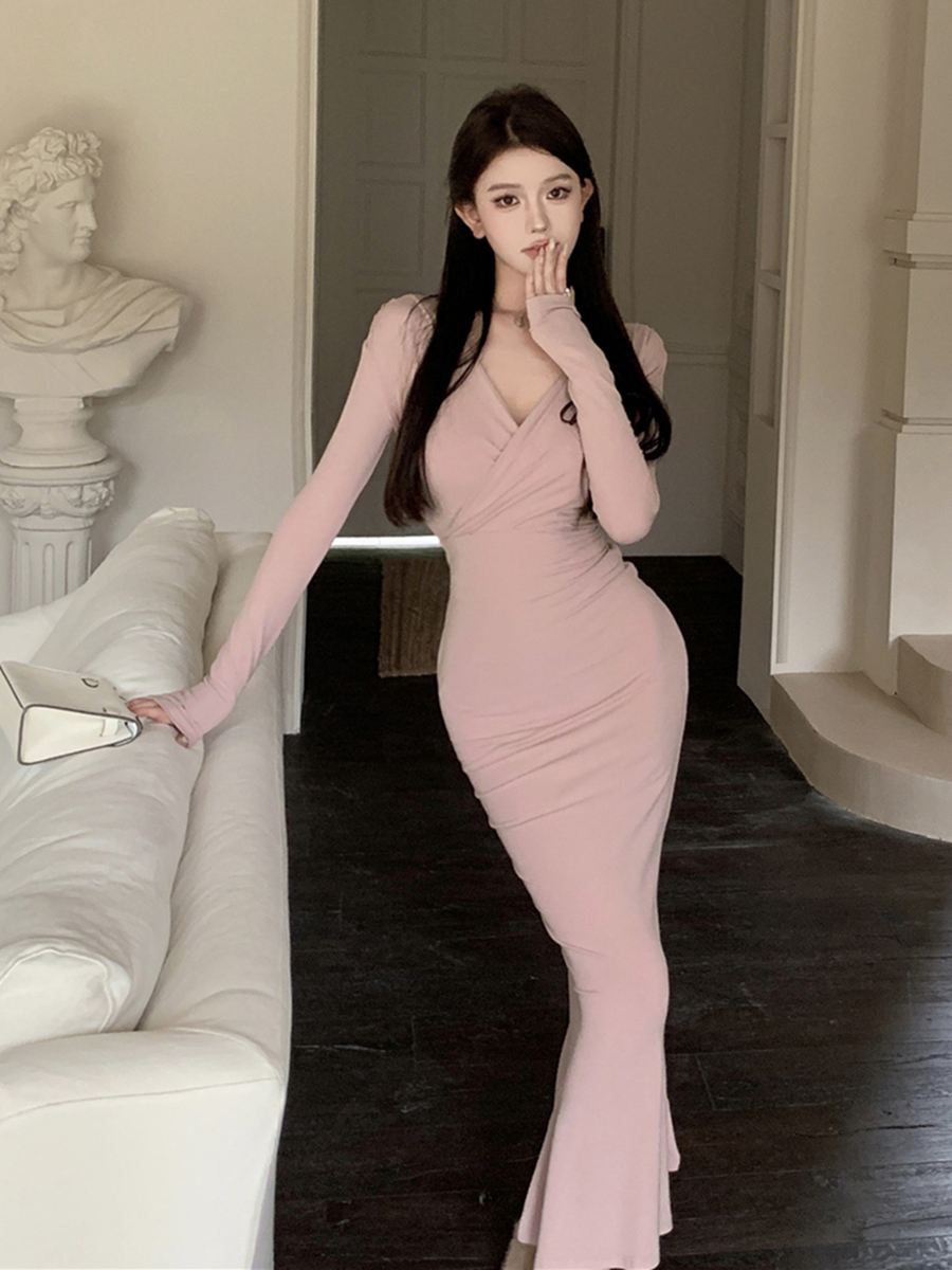 實拍秋裝復古性感V領系帶顯瘦魚尾包臀連衣裙長裙女