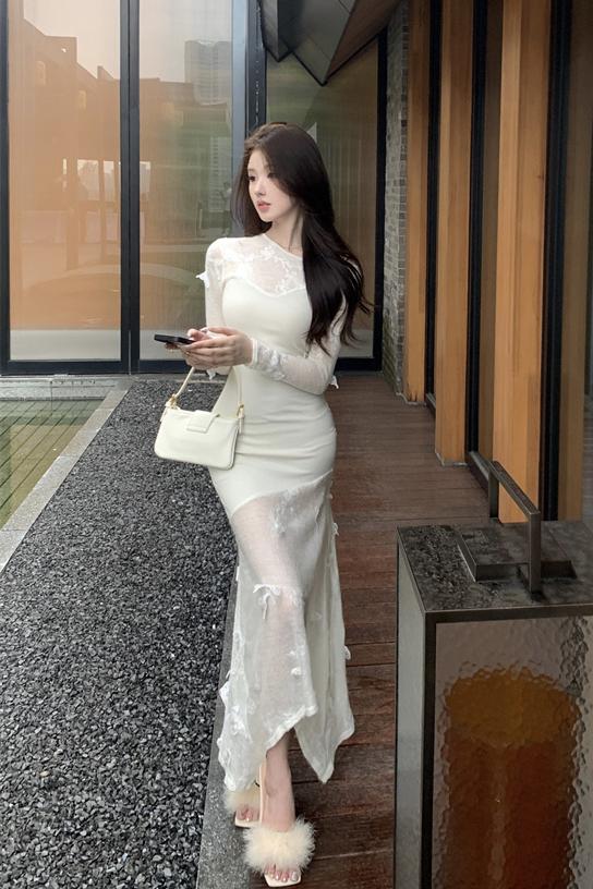實拍實價 設計感斜肩辣妹修身顯瘦長袖針織連衣裙長款秋冬新款