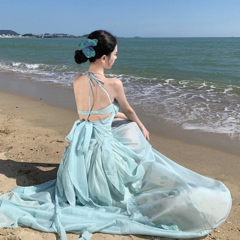 實拍度假風絕美吊帶連衣裙2024新款女夏季超好看法式露背長裙子