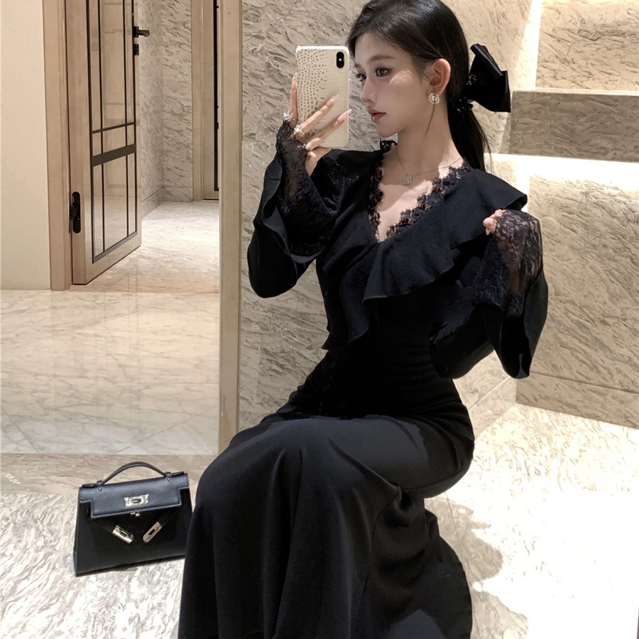 實拍復古性感V領蕾絲花邊收腰顯瘦包臀魚尾裙連衣裙長裙女