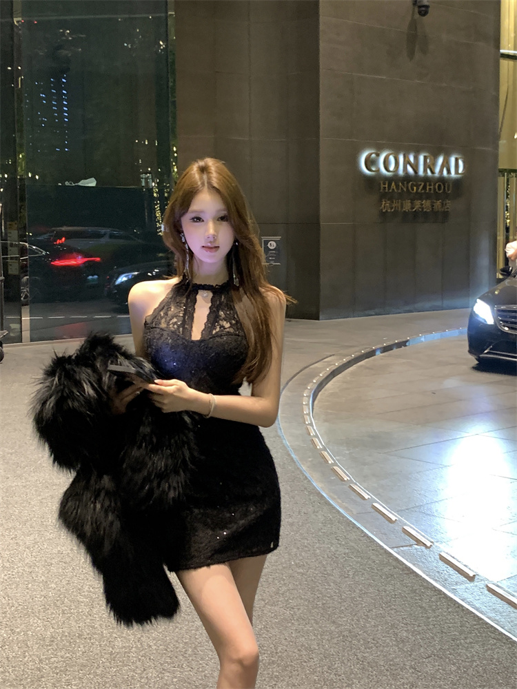 實拍實價  辣妹磨毛鏤空蕾絲無袖連衣裙修身顯瘦短款秋冬