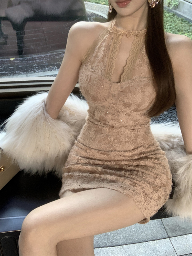 實拍實價  辣妹磨毛鏤空蕾絲無袖連衣裙修身顯瘦短款秋冬
