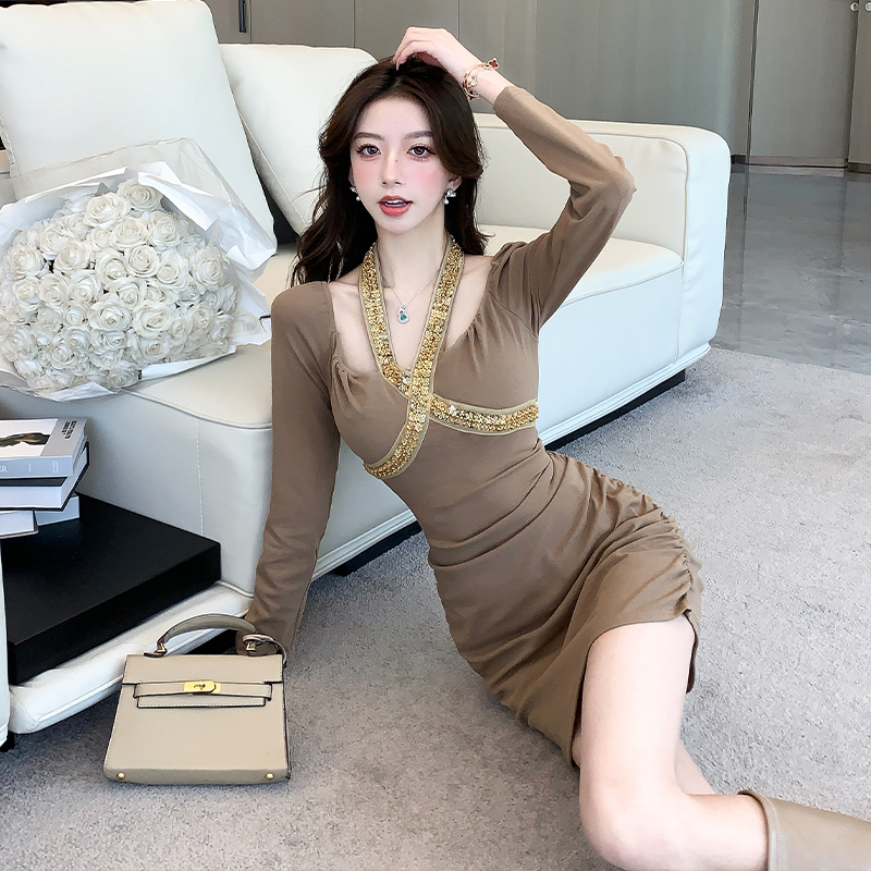 實拍重工鑲鉆掛脖長袖連衣裙女秋冬修身名媛短款收腰包臀裙子