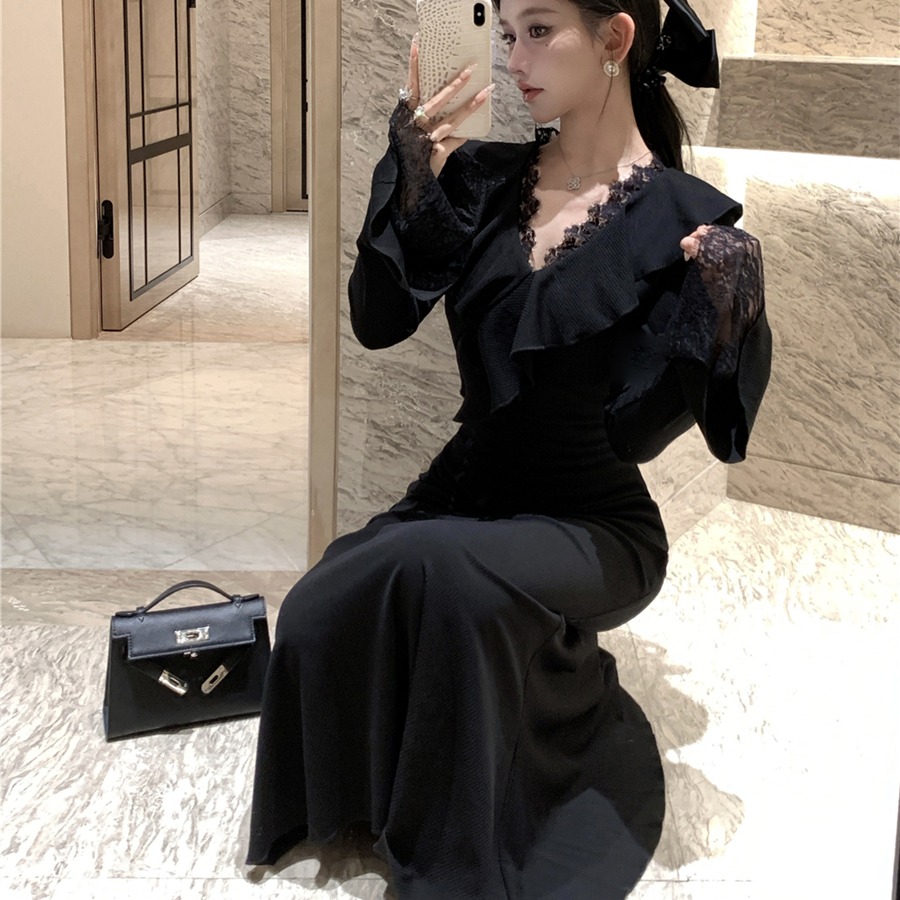 實拍復古性感V領蕾絲花邊收腰顯瘦包臀魚尾裙連衣裙長裙女