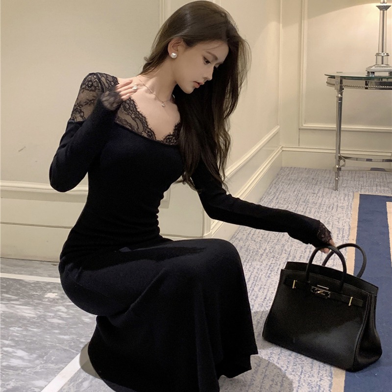 實拍復古性感V領蕾絲拼接包臀魚尾裙收腰顯瘦連衣裙女