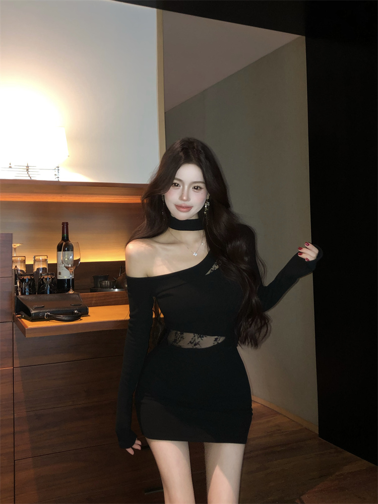 實拍實價 辣妹斜肩蕾絲拼接修身顯瘦連衣裙短款