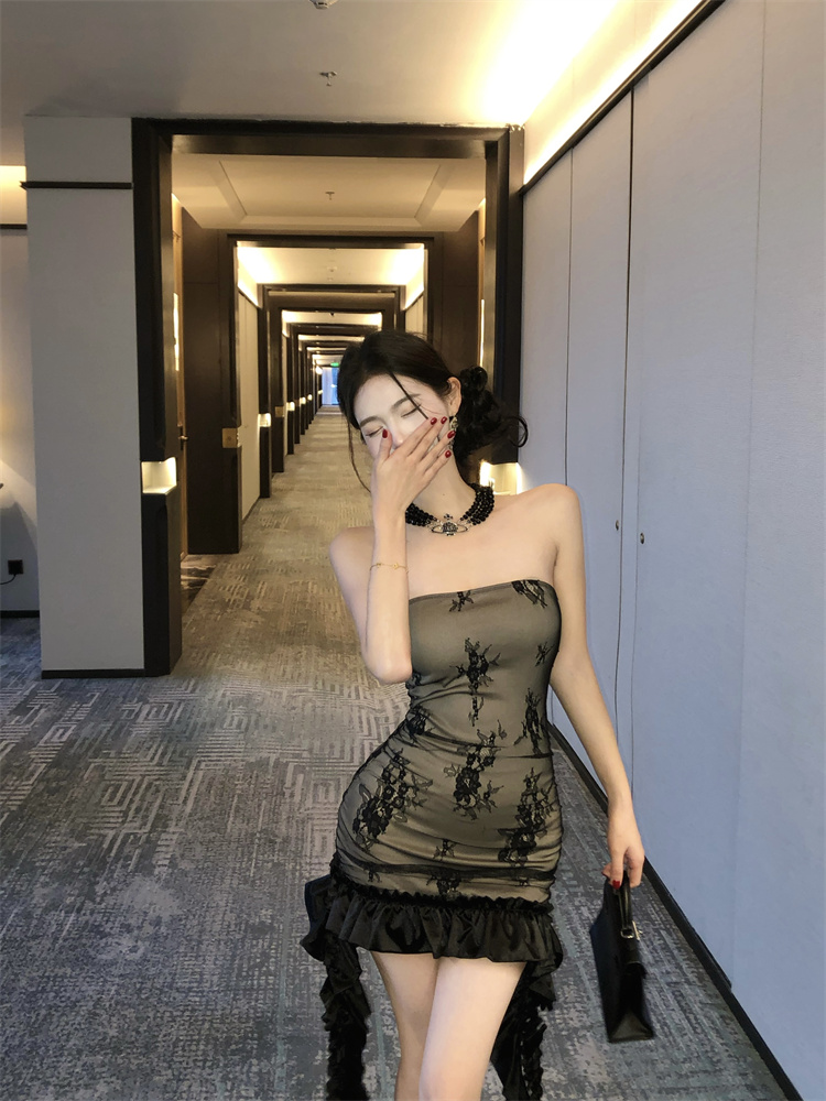 實拍實價 辣妹抹胸蕾絲不規則木耳邊下擺連衣裙短款
