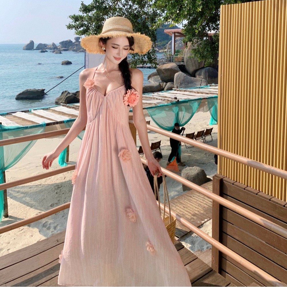 實拍粉色花朵度假風掛脖連衣裙 溫柔甜美仙女高級感沙灘裙