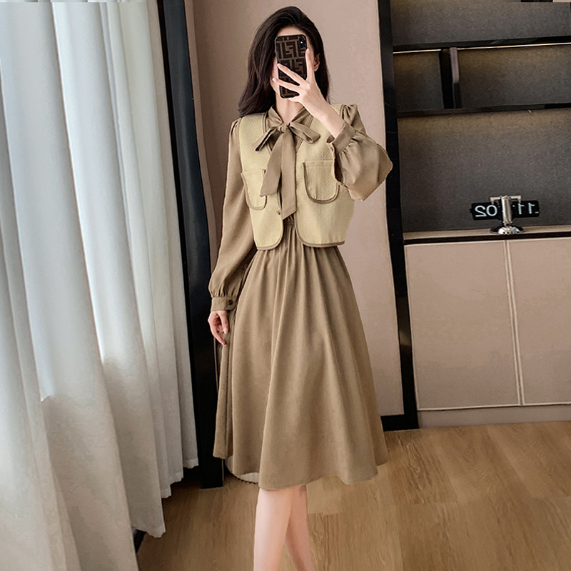 實拍2025兩件套新款法式復古氣質連衣裙女顯瘦學院風馬甲套裝裙子