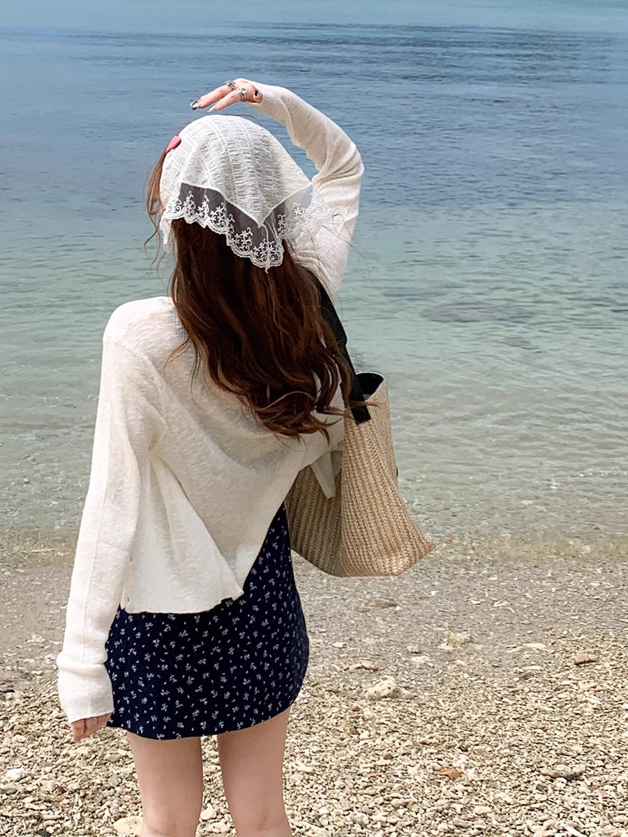 夏天配吊帶裙的小外搭開衫薄款女針織小披肩冰絲薄紗防曬外套上衣