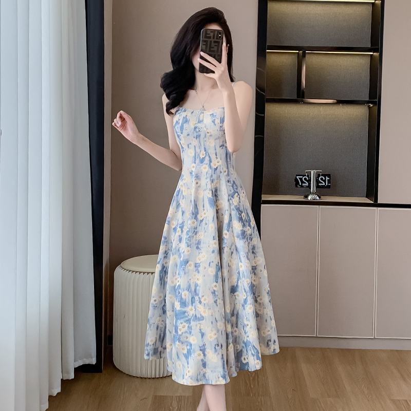 實拍 法式藍色油畫長裙海邊度假沙灘裙碎花吊帶連衣裙女夏高級感