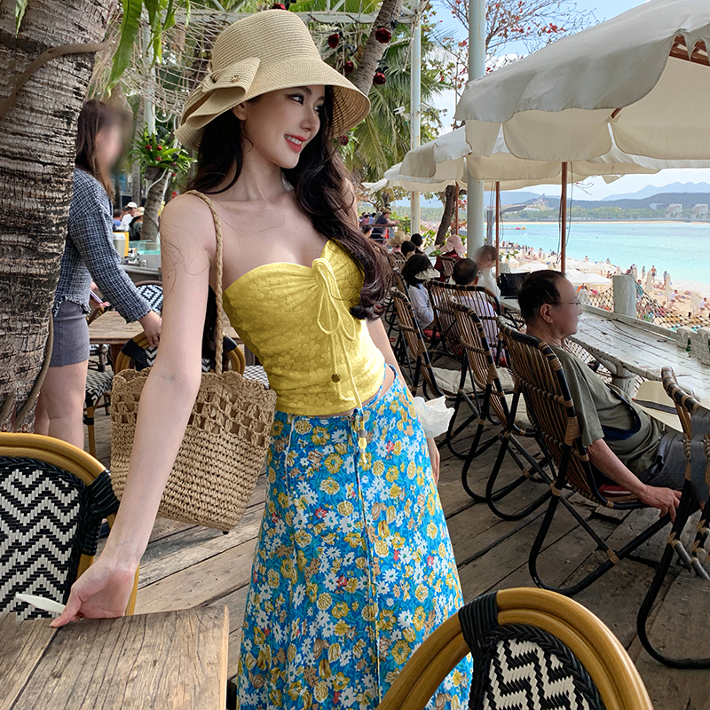 實拍海邊度假風套裝法式抽繩抹胸背心上衣女碎花半身裙兩件套