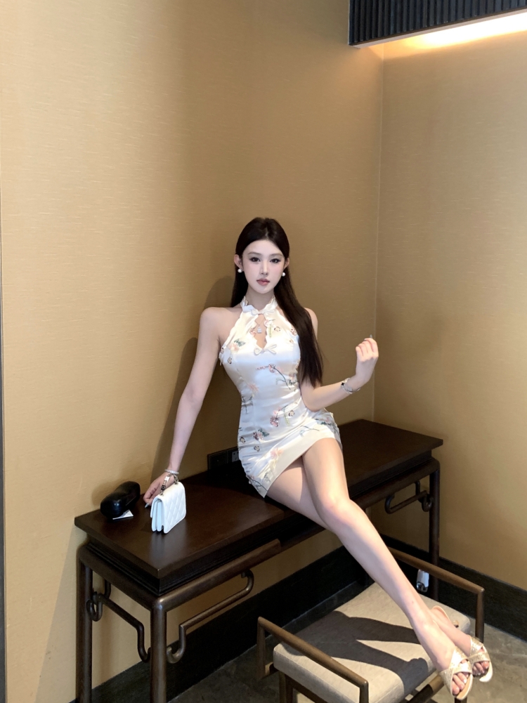 實拍實價 辣妹改良珠片刺繡國風旗袍短款包臀