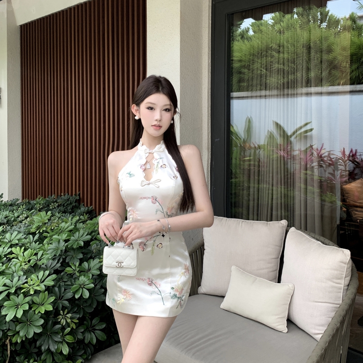 實拍實價 辣妹改良珠片刺繡國風旗袍短款包臀