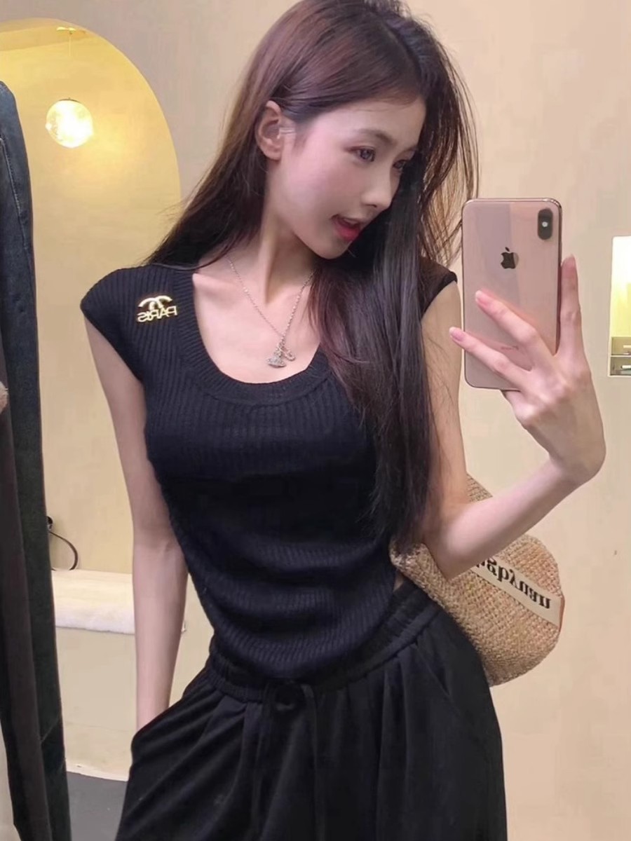 純欲風辣妹U領針織衫女夏裝2026新款設計感修身顯瘦短款無袖上衣