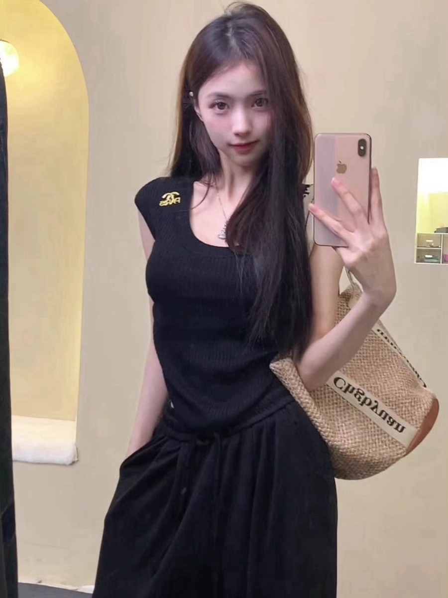 純欲風辣妹U領針織衫女夏裝2026新款設計感修身顯瘦短款無袖上衣