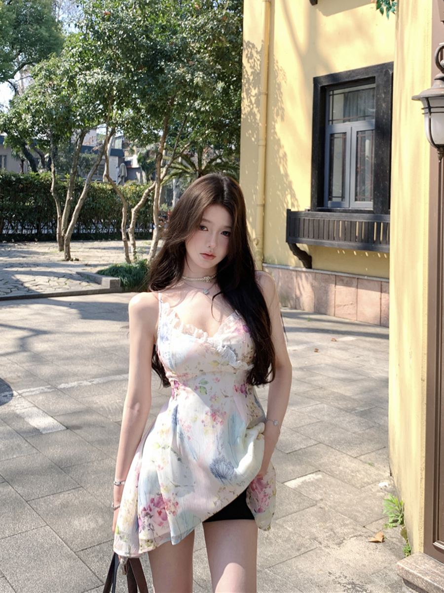 實拍性感V領碎花吊帶上衣女純欲度假風不規則下擺背心裙