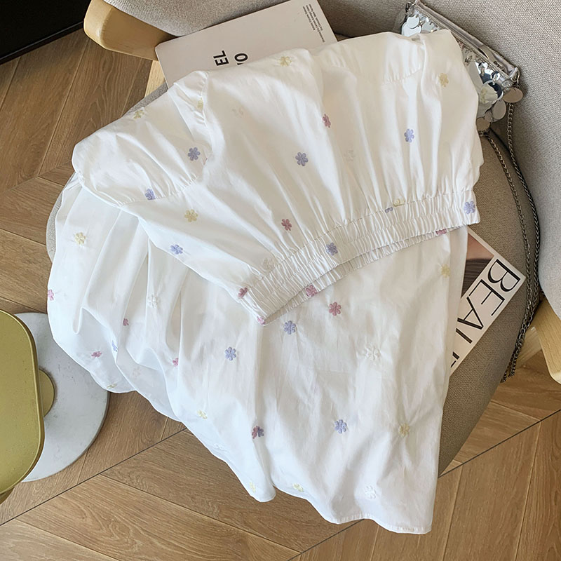 溫柔減齡白色花朵A字裙女2025夏季甜美寬松百搭高腰大裙擺半身裙