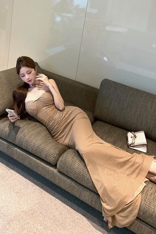 實拍實價 燙鉆宴會禮服抹胸辣妹修身帶胸墊長款連衣裙