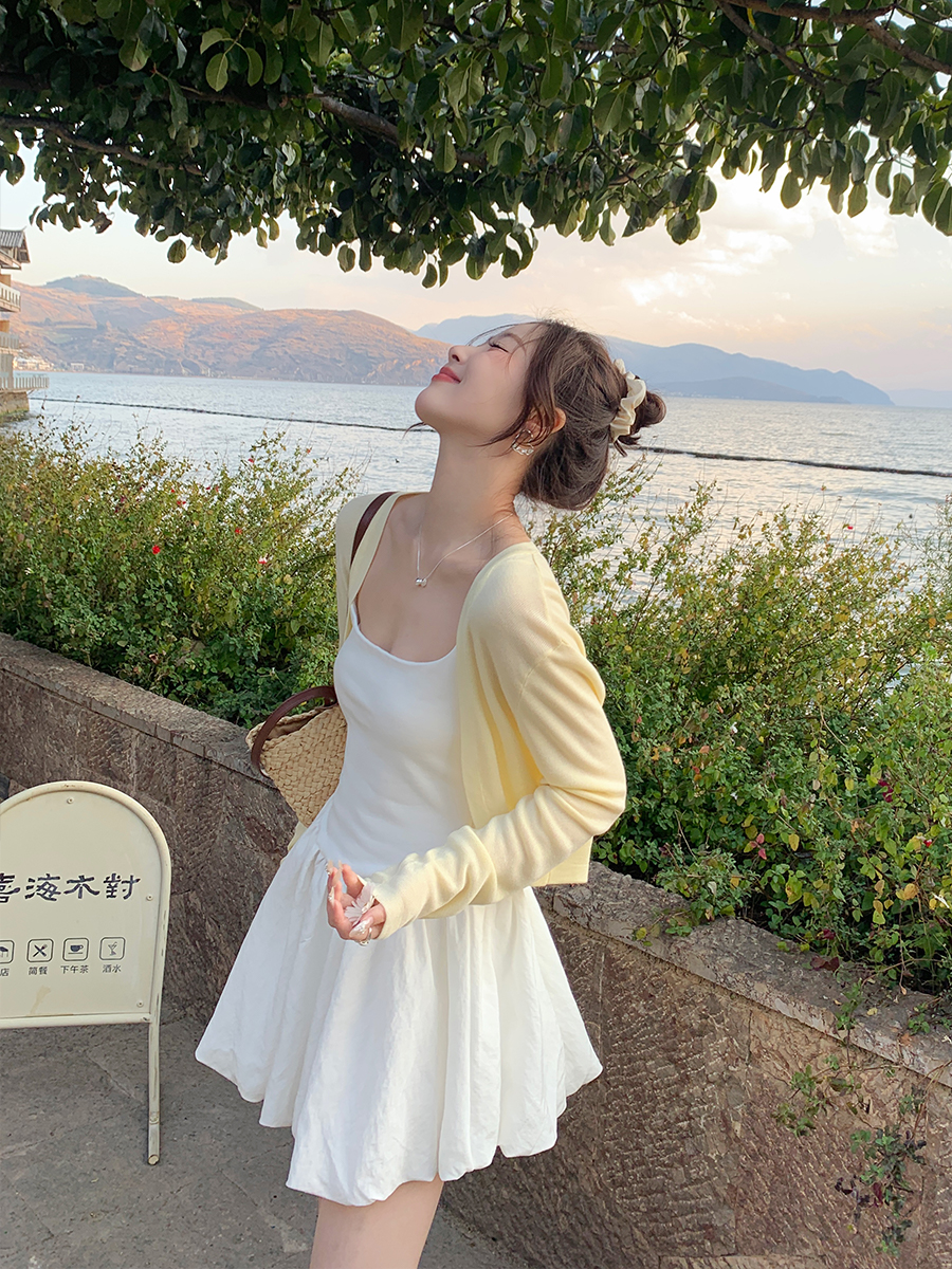 黃色開衫薄款女配吊帶裙小外搭2026新款夏季防曬坎肩外套短款上衣