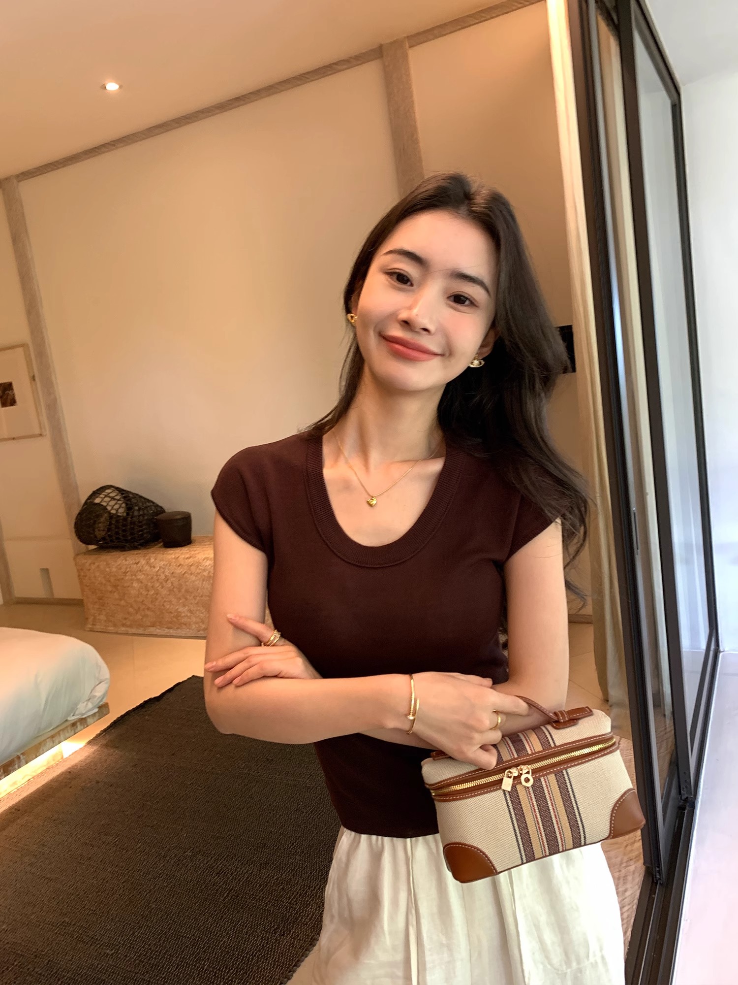pusumede U領短袖t恤女韓系修身氣質顯瘦小飛袖百搭短款針織上衣