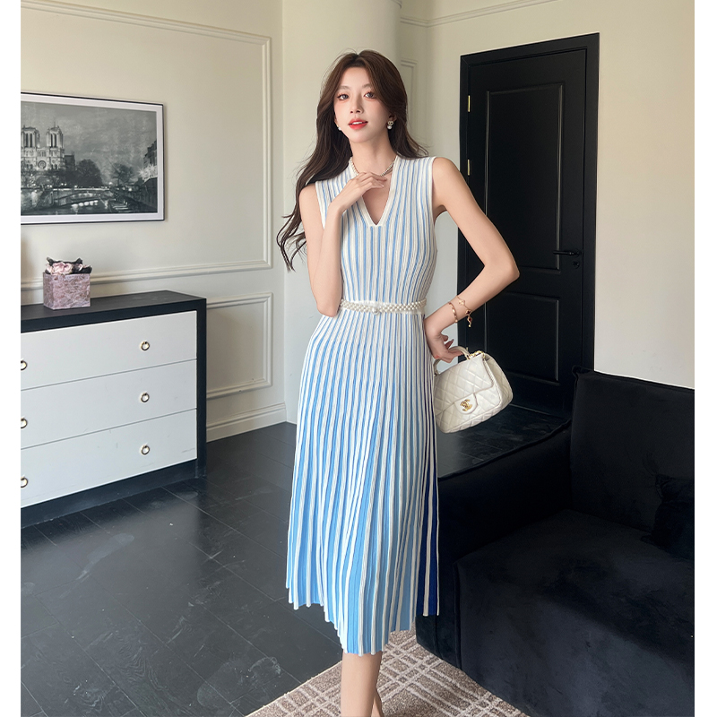 2025夏季新款法式氣質v領條紋針織連衣裙女顯瘦包臀背心裙女冰絲