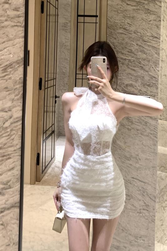 實拍實價 辣妹蕾絲綁帶掛脖包臀連衣裙短款