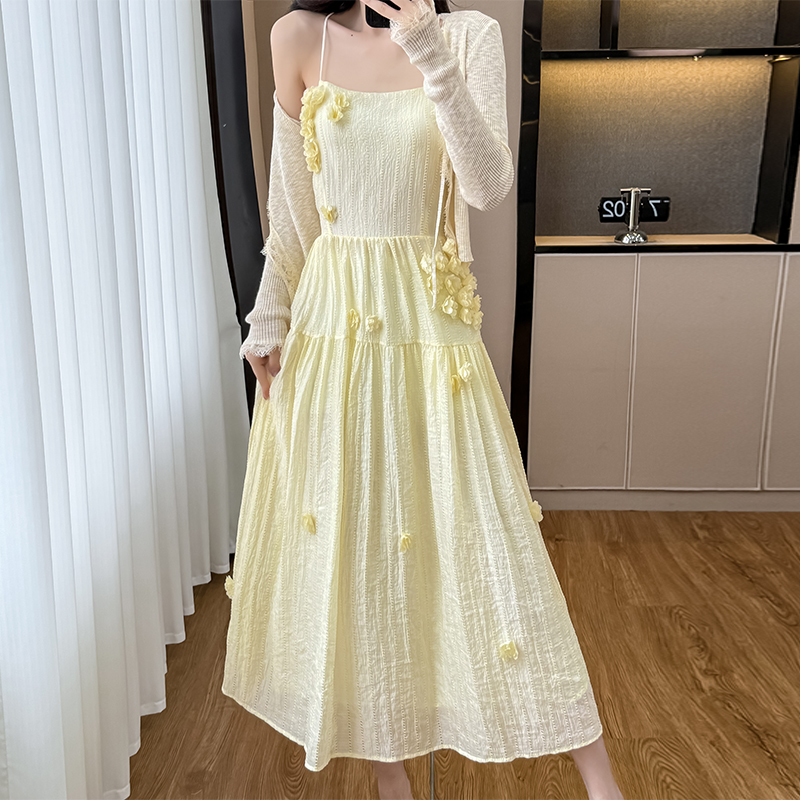 韓系溫柔風立體花朵吊帶連衣裙女夏季新款修身收腰兩件套氣質長裙