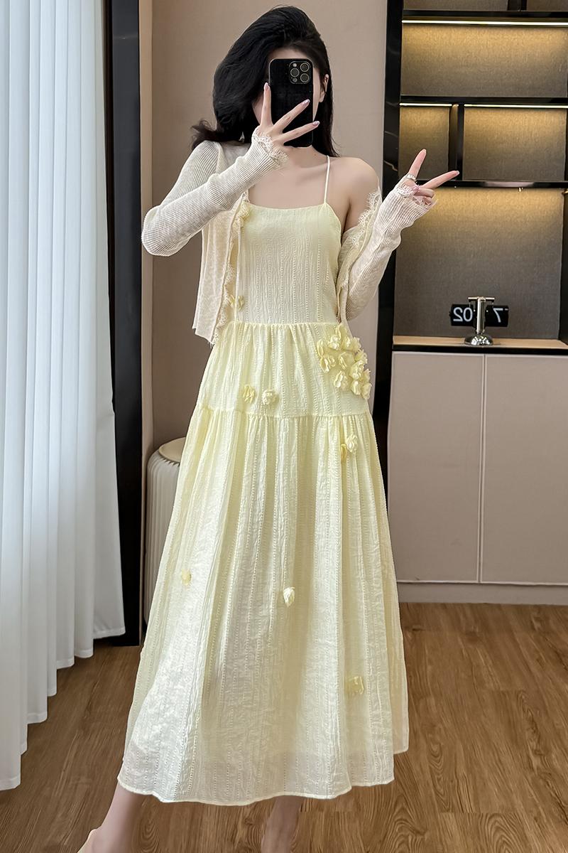 韓系溫柔風立體花朵吊帶連衣裙女夏季新款修身收腰兩件套氣質長裙