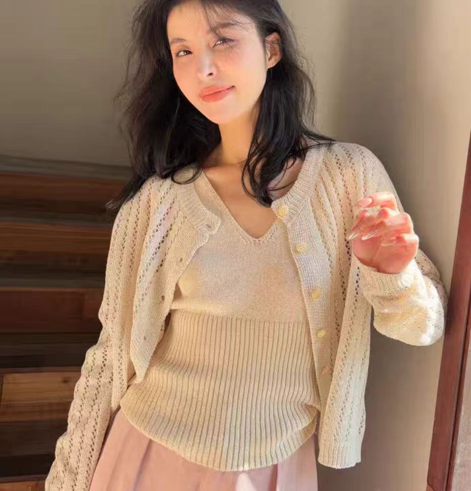 法式氛圍感鏤空圓領減齡設計感正肩針織開衫寬松顯瘦氣質百搭上衣
