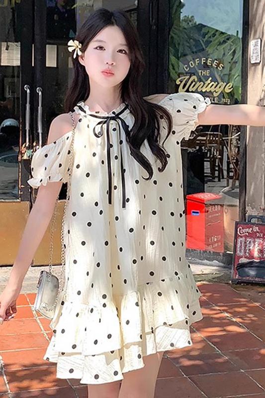 初戀甜美減齡露肩法式公主裙女夏新款小個子波點娃娃裙溫柔連衣裙