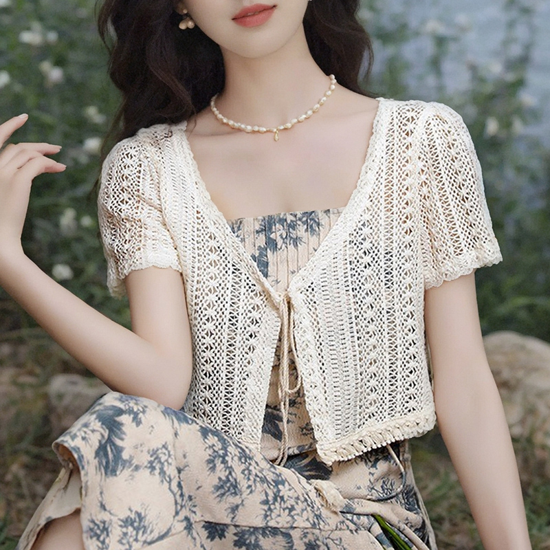 蕾絲鏤空防曬開衫上衣女2026夏季薄款外搭的小披肩短款外套