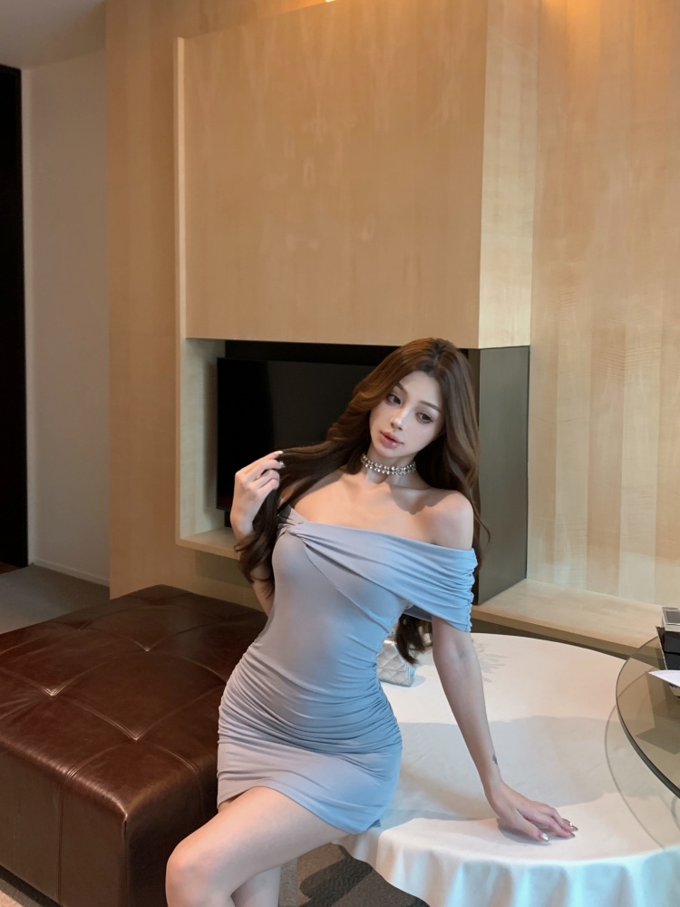實拍實價 甜辣顯瘦設計感抽褶溜肩短袖連衣裙短款