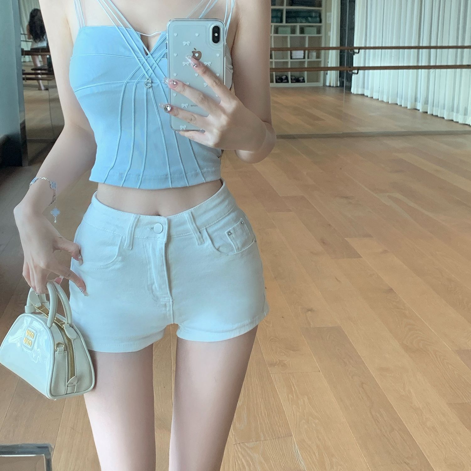 美式辣妹復古牛仔短褲女2026夏季新款緊身修身顯瘦高腰設計熱褲子