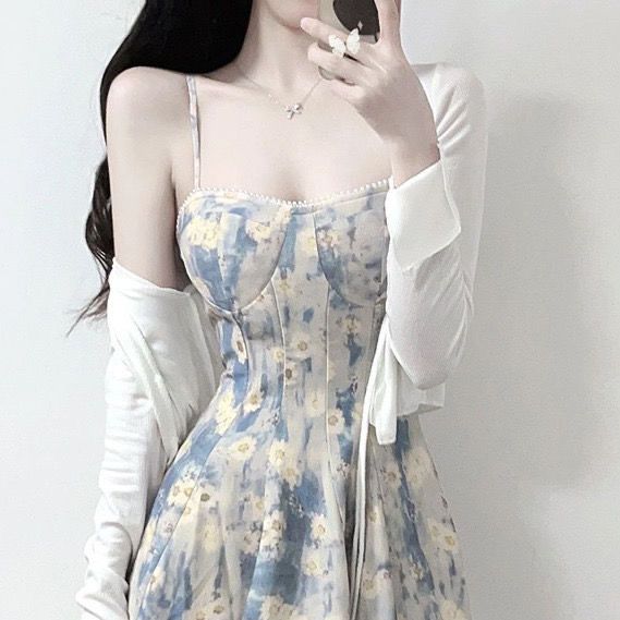 法式藍色油畫碎花吊帶連衣裙女夏新款收腰高級感長裙